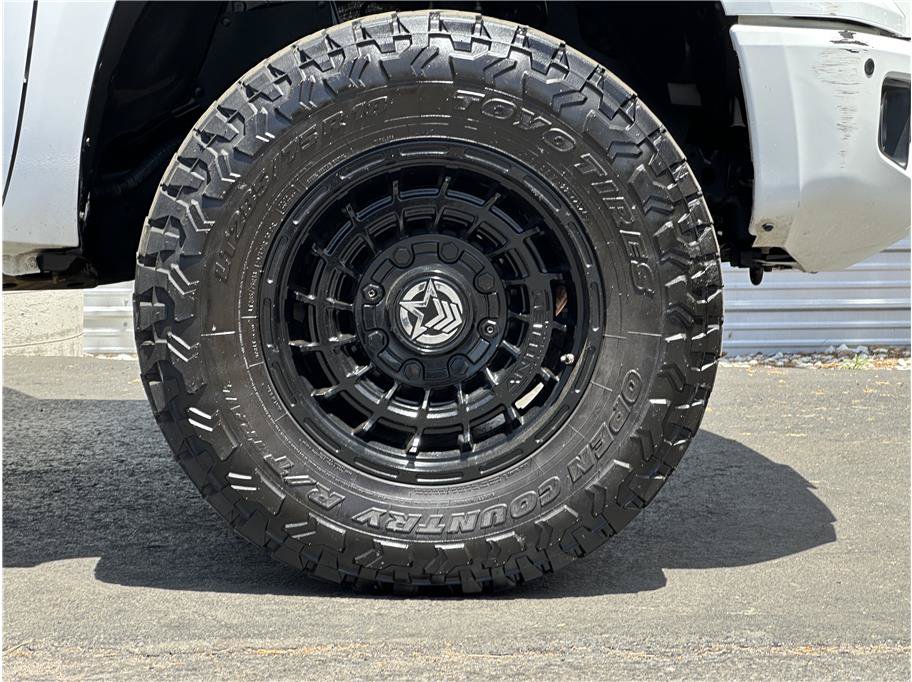 Used 2019 Toyota Tundra SR5 w/ TRD Sport Package AWD/4WD image 26
