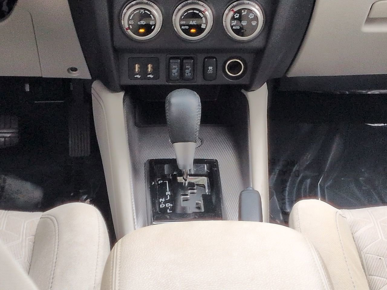 Used 2021 Mitsubishi Outlander Sport SE FWD image 19