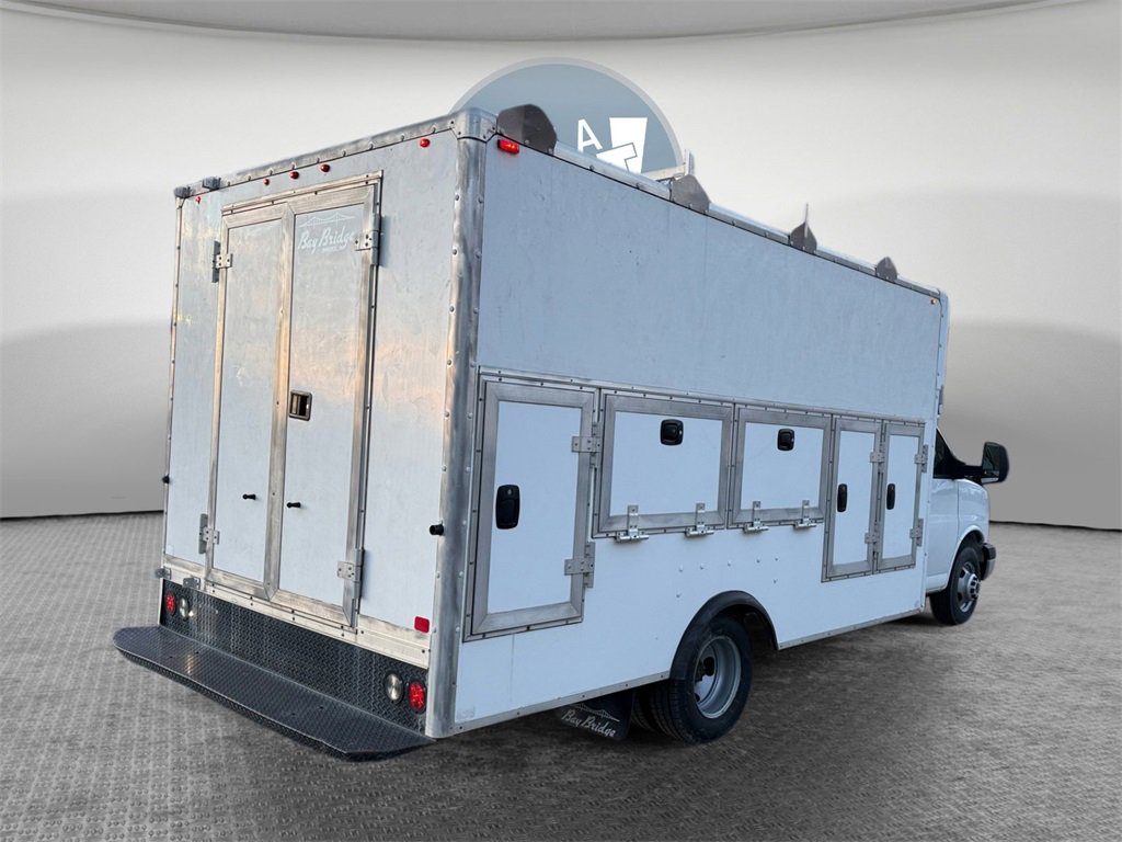 Used 2016 GMC Savana 3500 image 3
