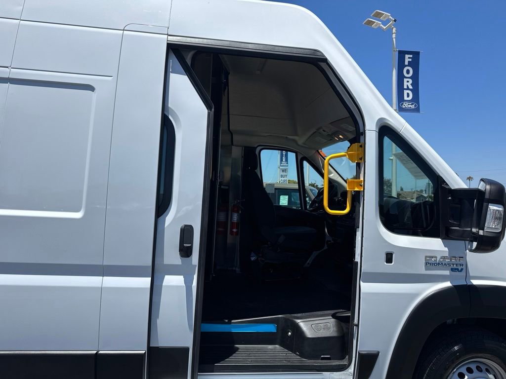 Used 2024 RAM ProMaster 3500 w/ Delivery Van Package FWD image 7