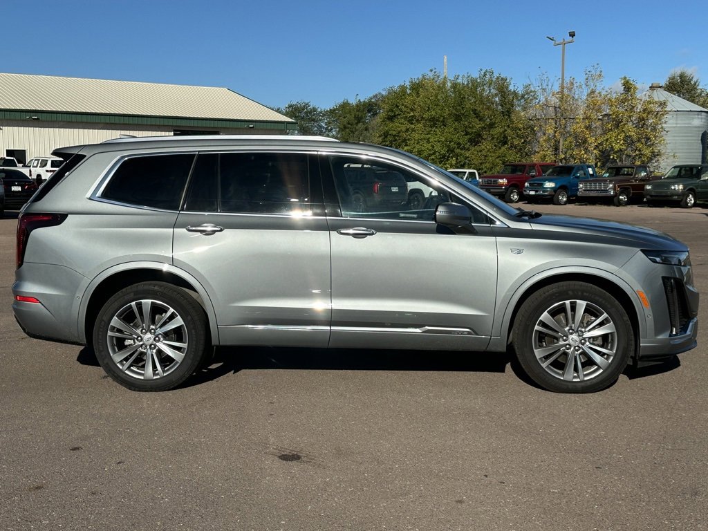 Used 2024 Cadillac XT6 Premium Luxury image 39