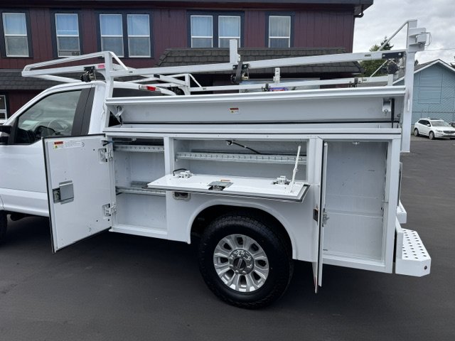 Used 2022 Ford F250 XL w/ STX Appearance Package AWD/4WD image 2