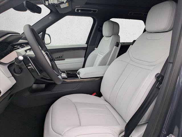 New 2026 Land Rover Range Rover Sport SE AWD/4WD image 4