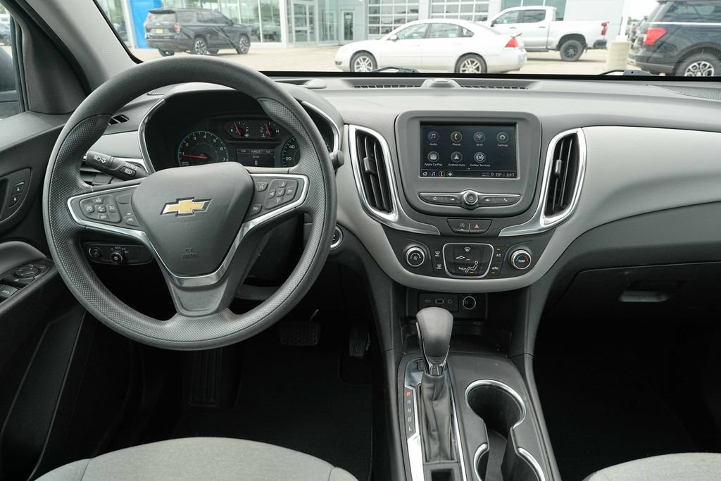 Used 2022 Chevrolet Equinox LS AWD/4WD image 27