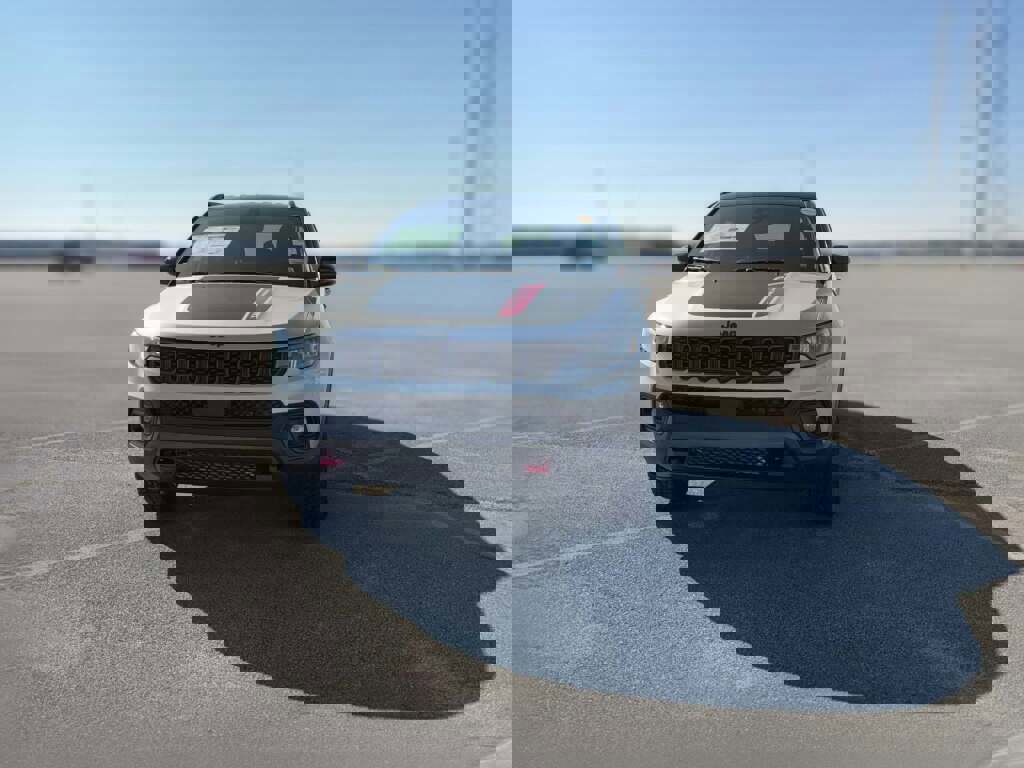 New 2026 Jeep Compass Trailhawk image 2