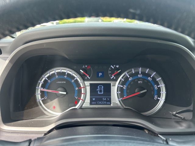 Used 2015 Toyota 4Runner Limited image 21