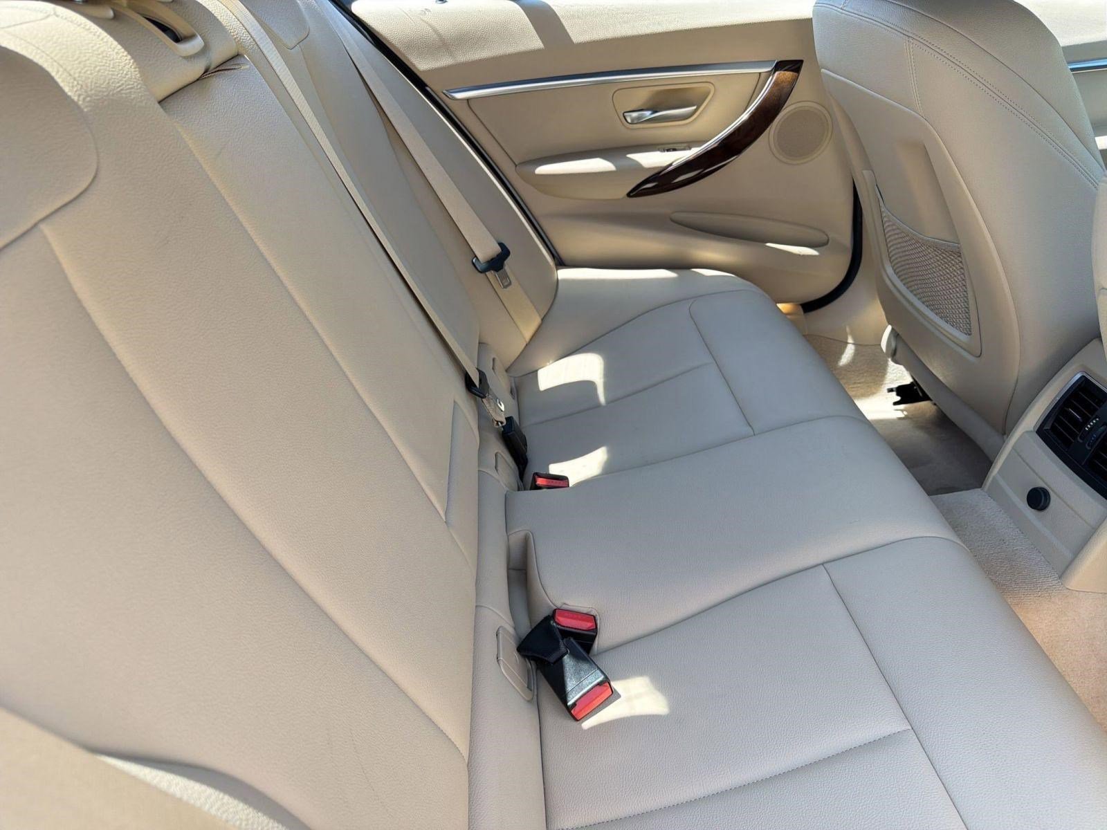 Used 2016 BMW 328i Sedan RWD image 28