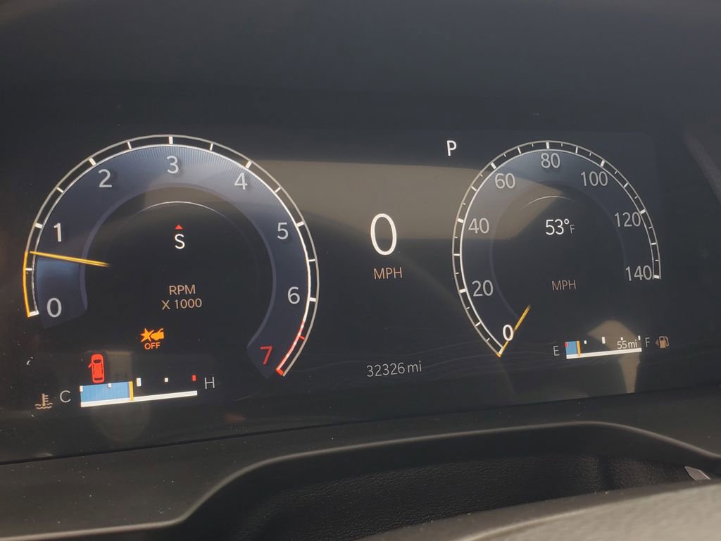 Used 2024 Jeep Grand Cherokee Altitude image 16