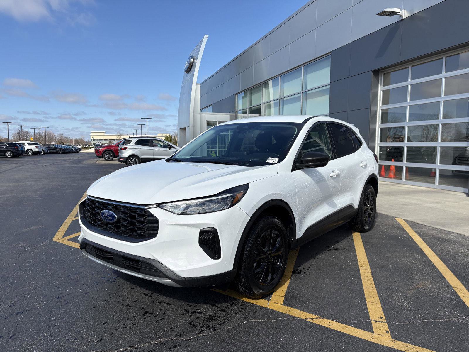 Used 2024 Ford Escape Active image 3