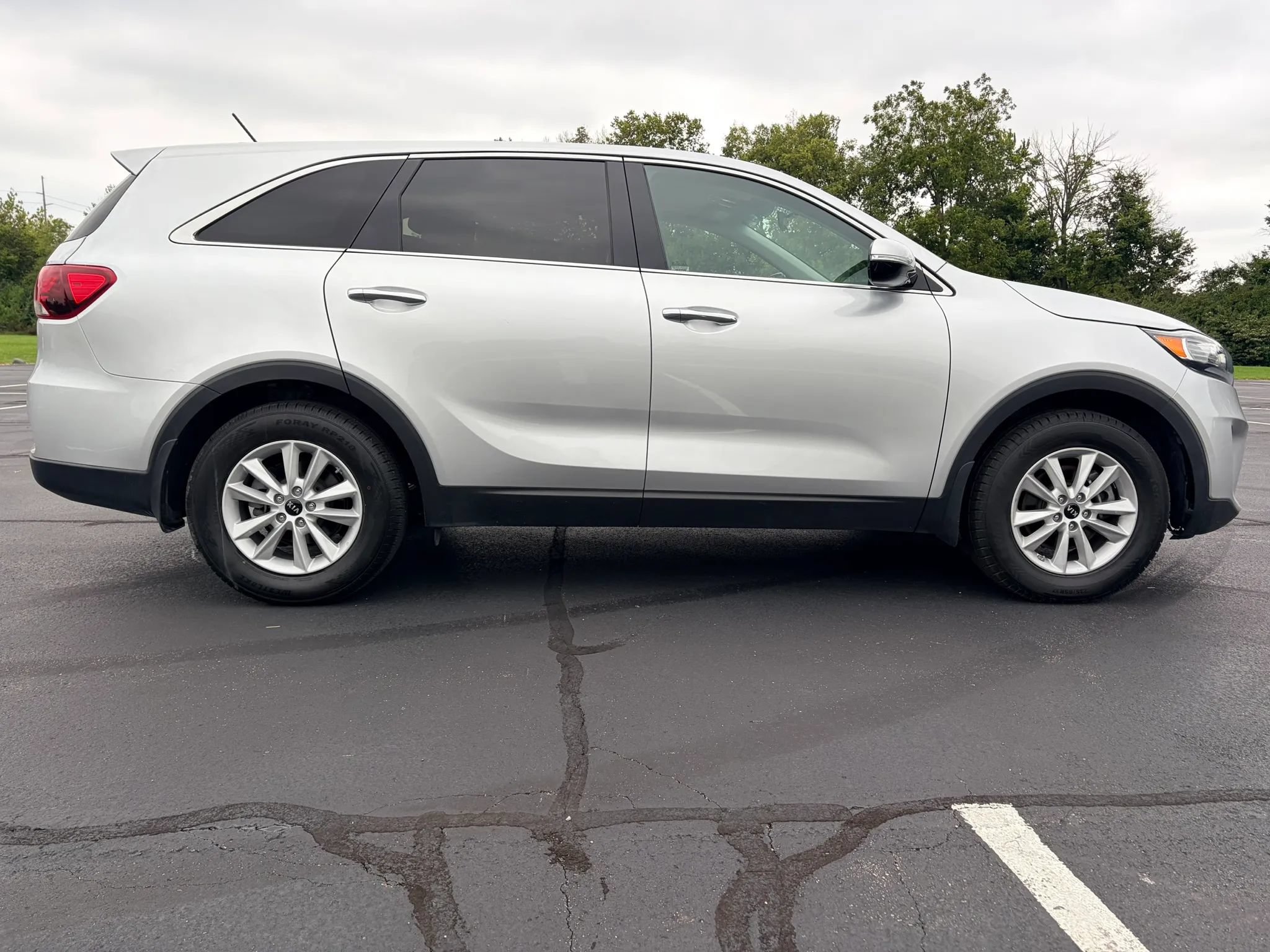 Used 2020 Kia Sorento L FWD image 6