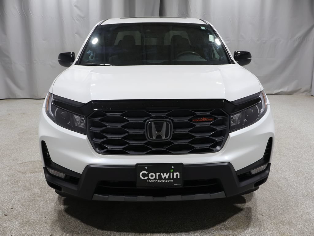 Used 2025 Honda Ridgeline TrailSport image 8