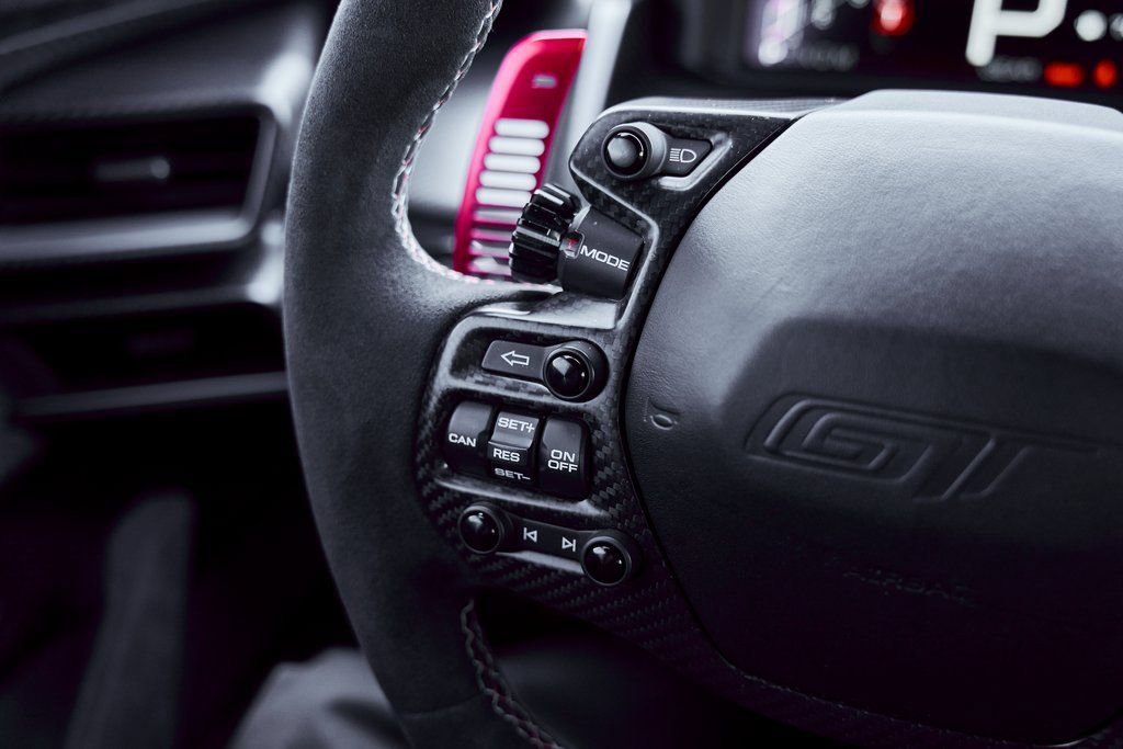 Used 2020 Ford GT Carbon Series image 63