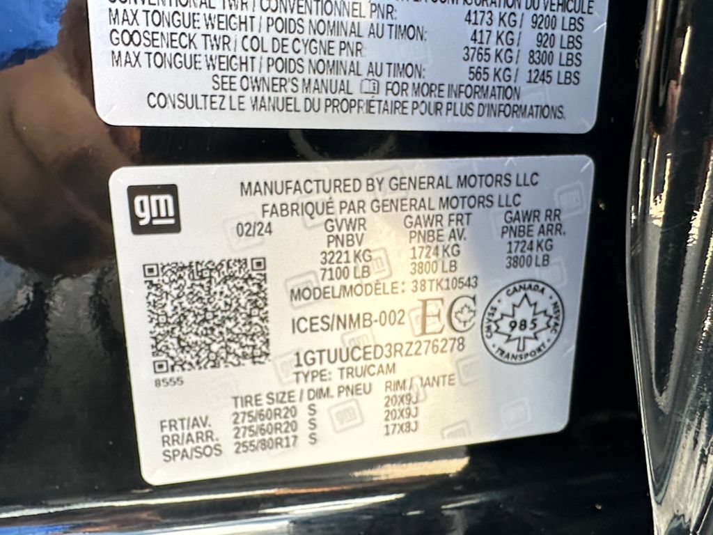 Used 2024 GMC Sierra 1500 Elevation w/ LPO, Elevation Black Package AWD/4WD image 16