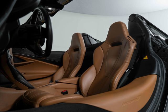 Used 2020 McLaren 720S Luxury RWD image 19