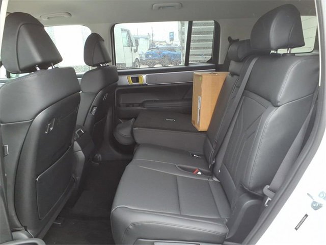 New 2026 Hyundai Santa Fe SEL image 14