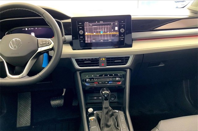 New 2026 Volkswagen Taos SEL image 8