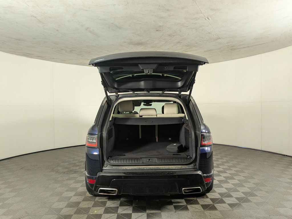 Used 2022 Land Rover Range Rover Sport HSE Dynamic image 9