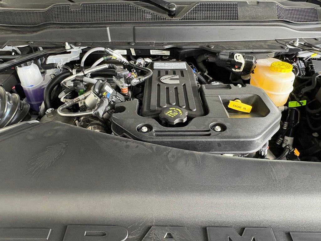 New 2026 RAM 3500 Tradesman AWD/4WD image 40