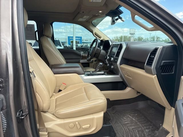 Used 2019 Ford F150 Lariat w/ Equipment Group 502A Luxury AWD/4WD image 24
