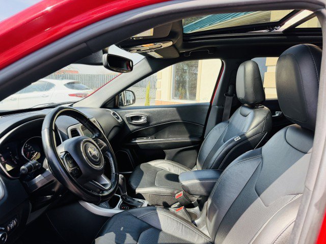 Used 2021 Jeep Compass Latitude w/ Sun and Sound Group image 5