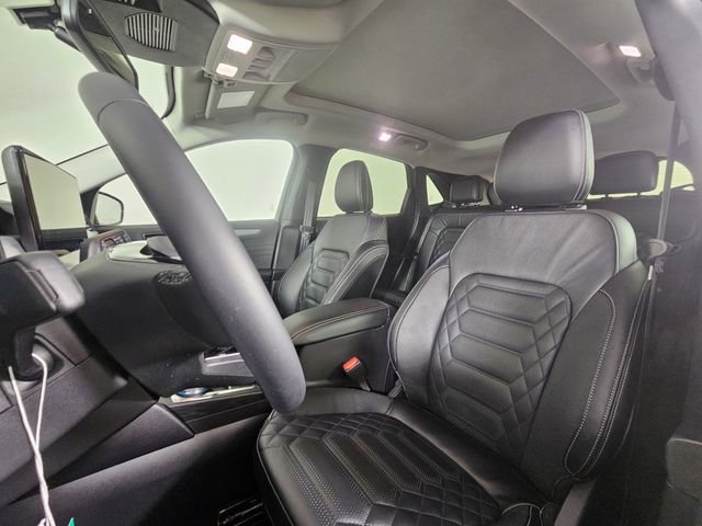 Used 2024 Ford Escape SE w/ PHEV Premium Package image 22
