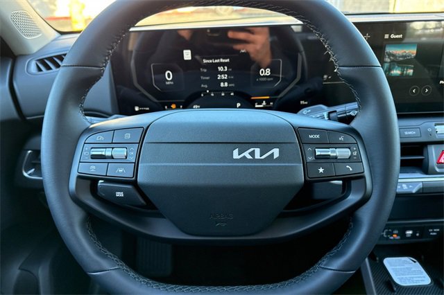 New 2025 Kia K4 EX image 26
