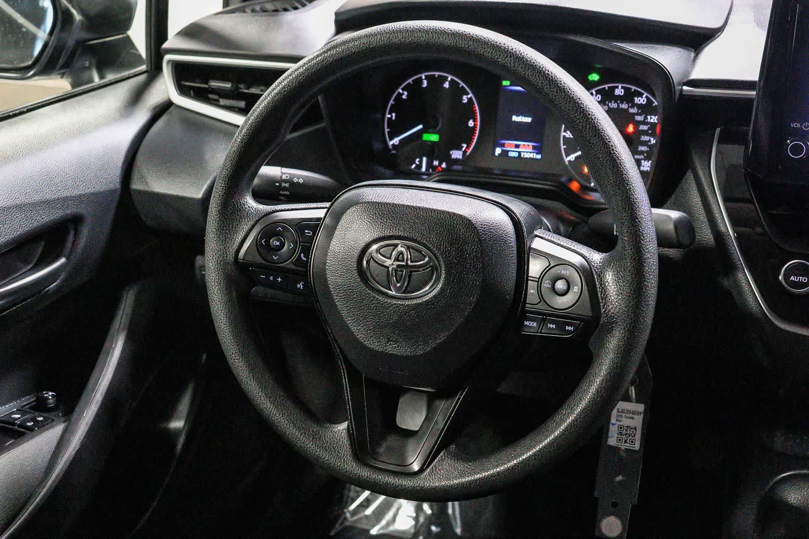 Certified 2025 Toyota Corolla LE FWD image 17