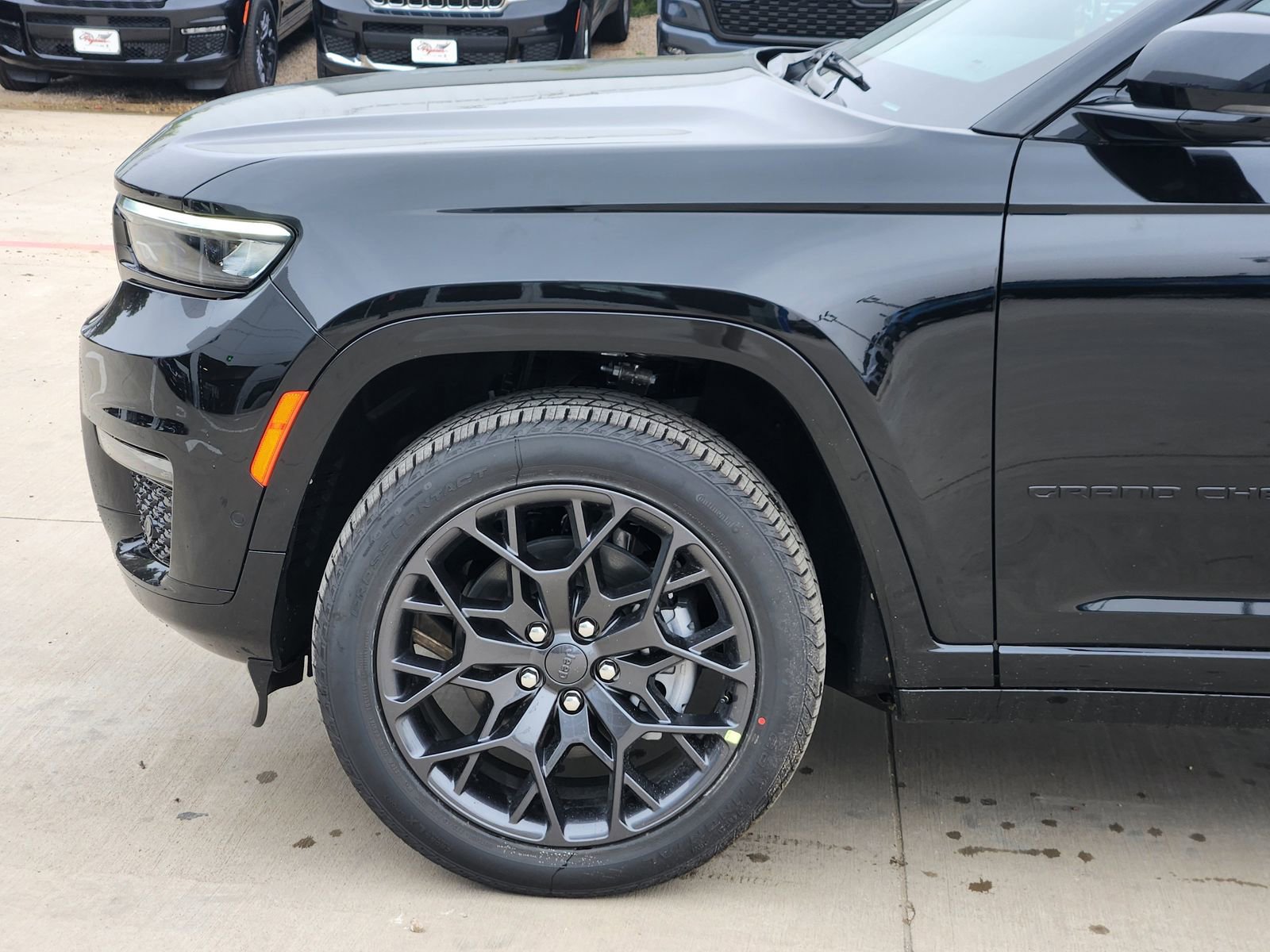 New 2025 Jeep Grand Cherokee L Summit w/ Obsidian Package image 9