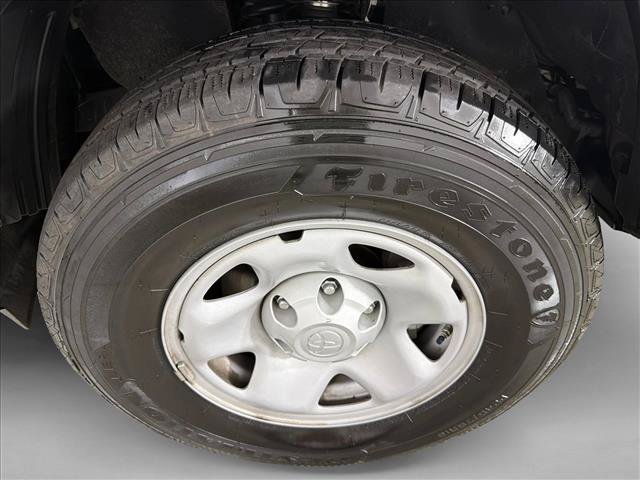Used 2022 Toyota Tacoma SR5 RWD image 11