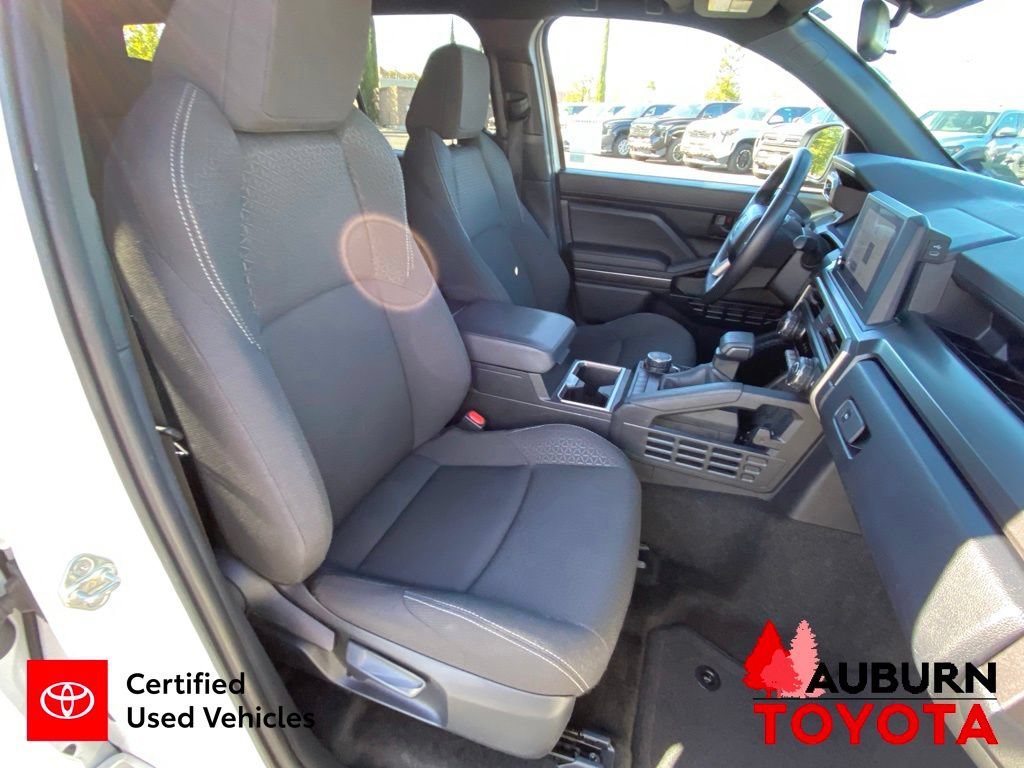 Certified 2025 Toyota 4Runner SR5 AWD/4WD image 18