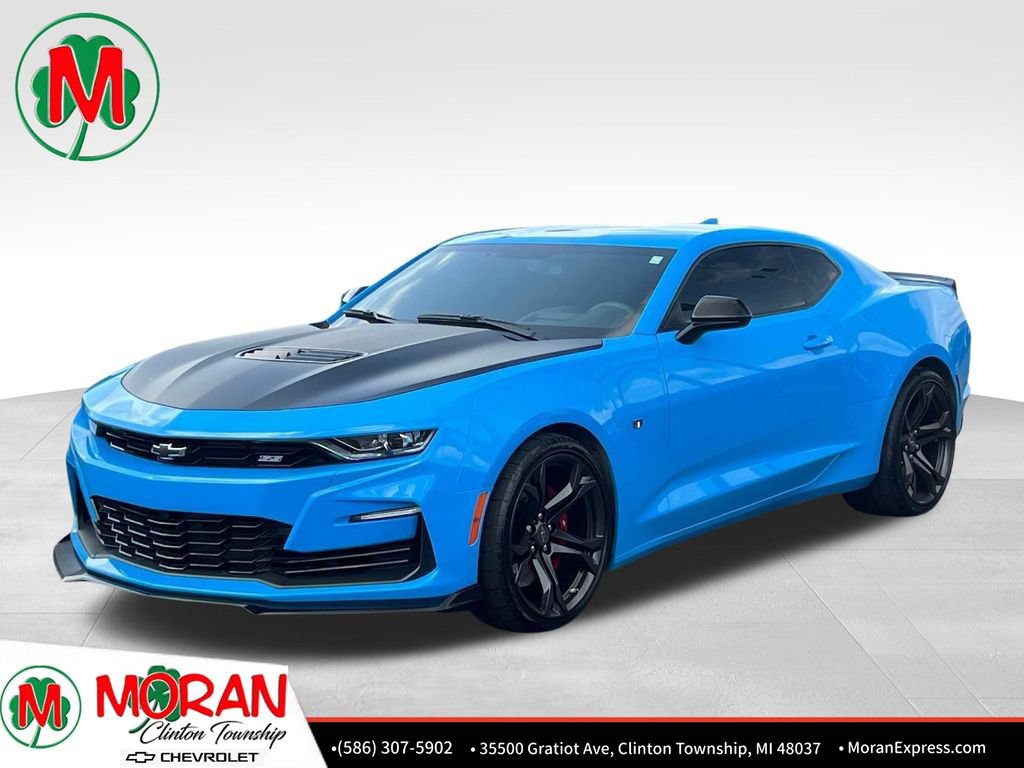 Used 2022 Chevrolet Camaro SS RWD image 1