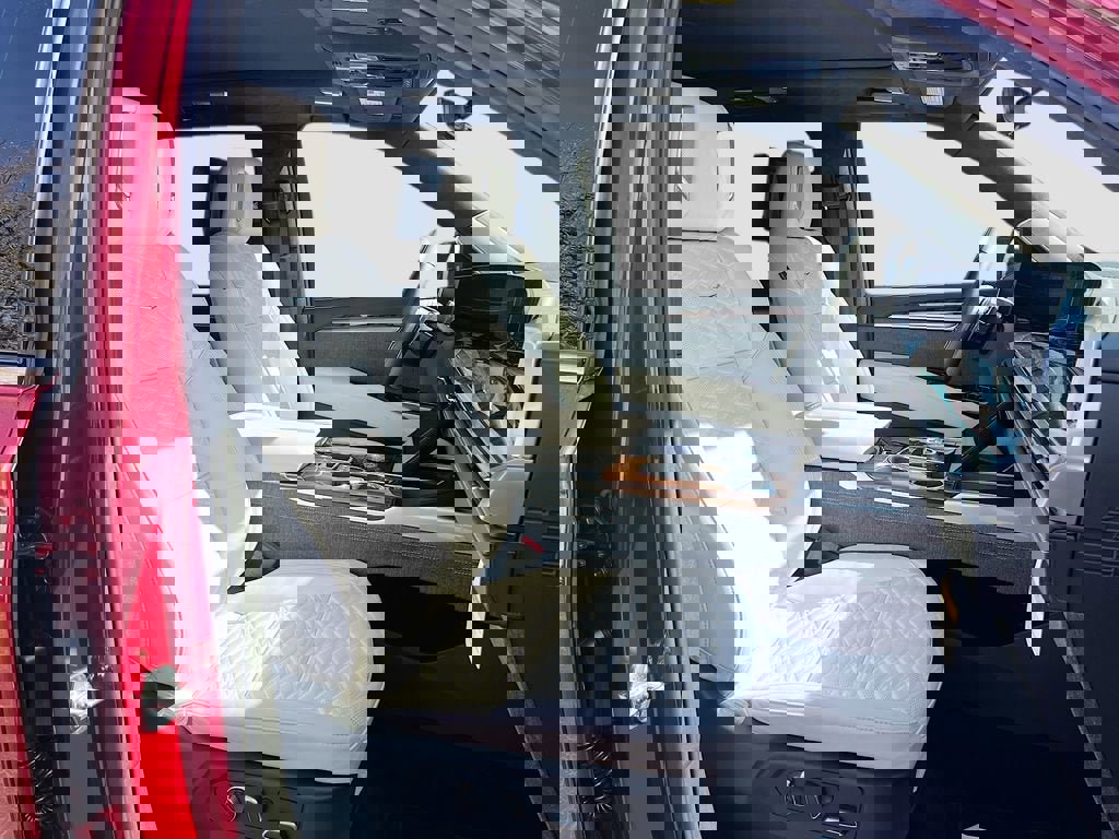 New 2026 Cadillac Escalade ESV Platinum Luxury image 34