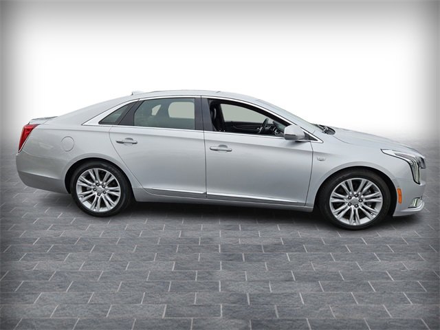 Used 2019 Cadillac XTS Luxury image 4