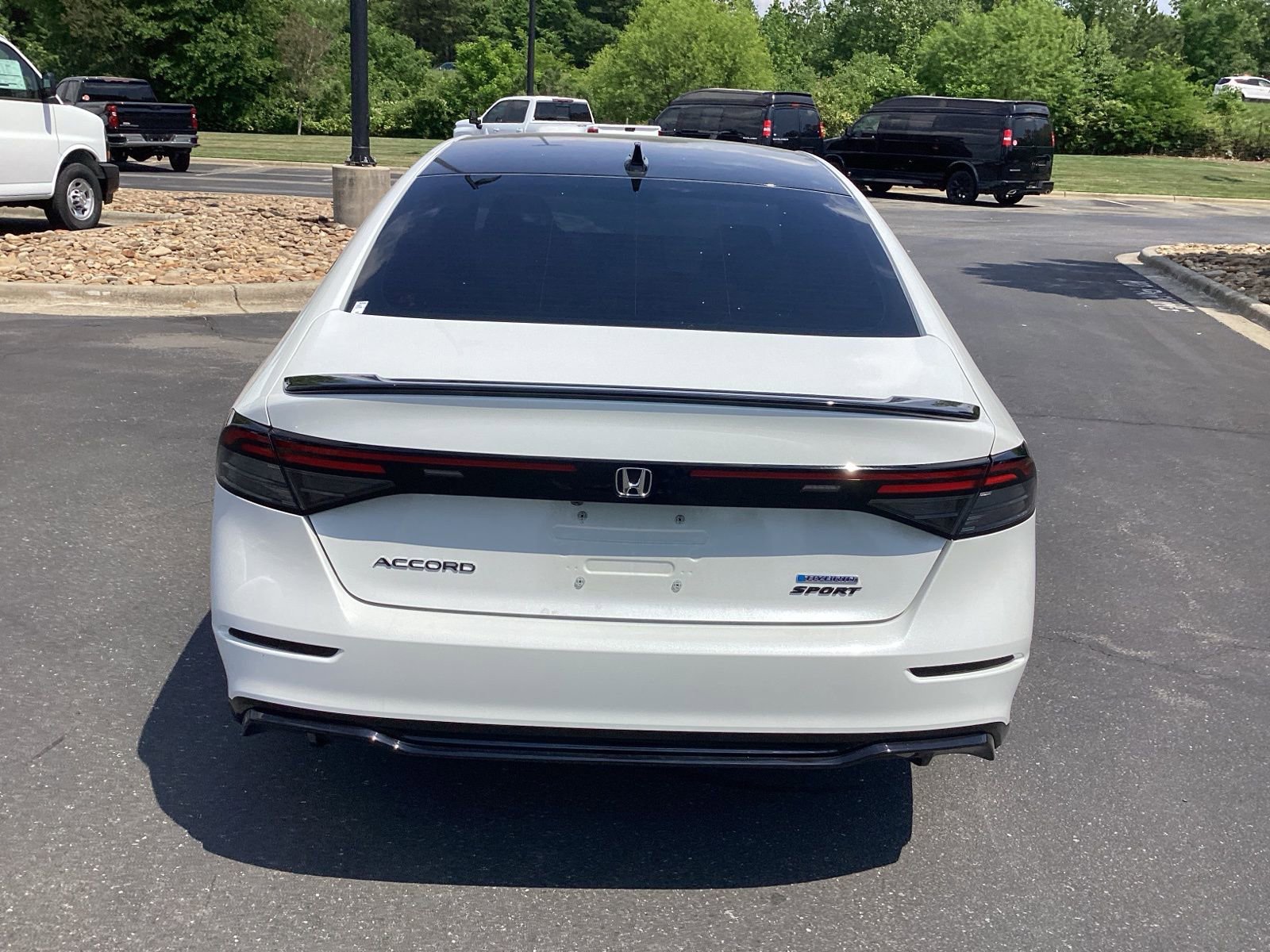 Used 2024 Honda Accord Sport image 3