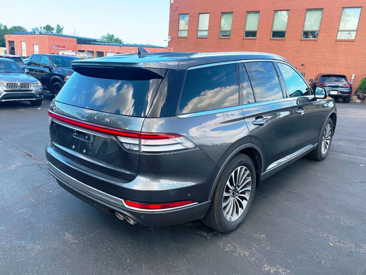 Used 2020 Lincoln Aviator Reserve w/ Equipment Group 201A AWD/4WD image 26