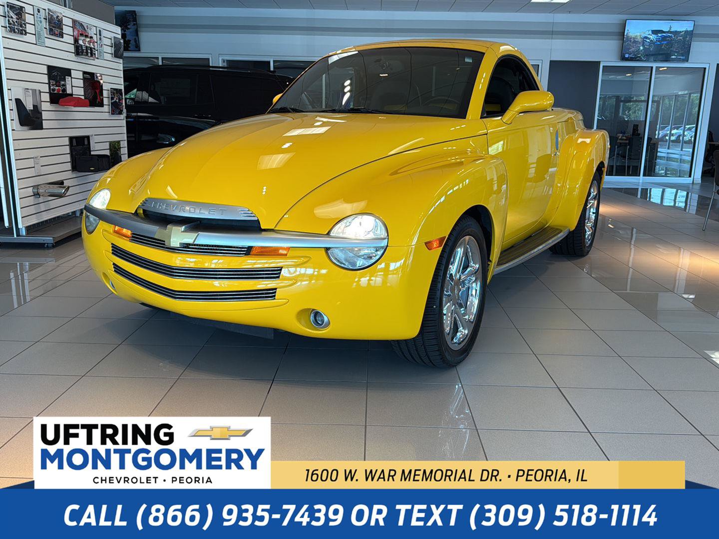 Used 2006 Chevrolet SSR w/ Preferred Equipment Group RWD image 1