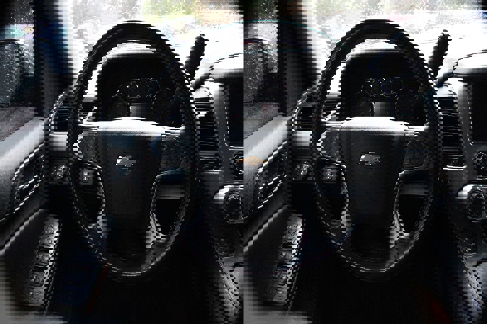 Used 2015 Chevrolet Suburban LTZ image 13