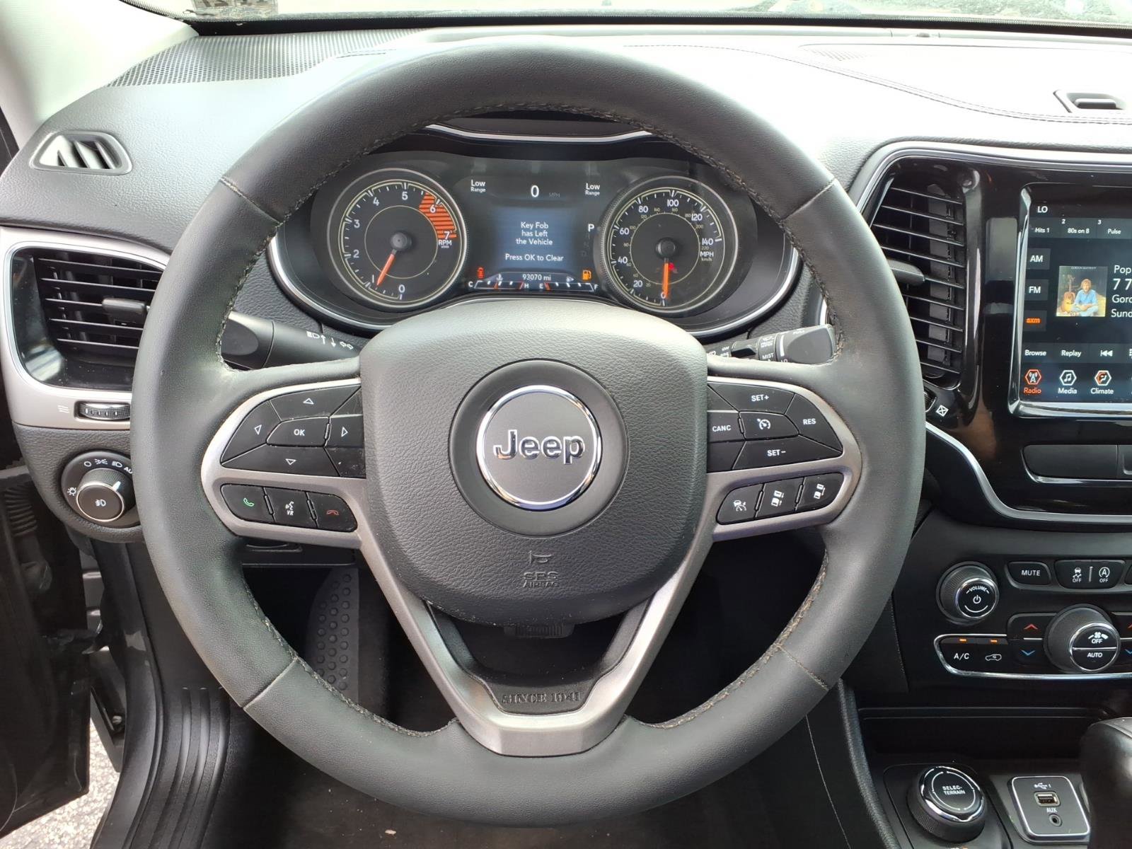 Used 2022 Jeep Cherokee Limited AWD/4WD image 20