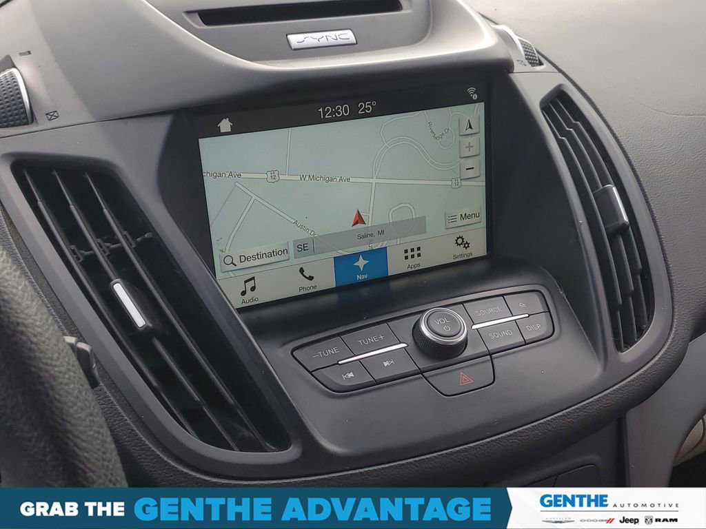 Used 2017 Ford Escape SE w/ Equipment Group 201A image 19