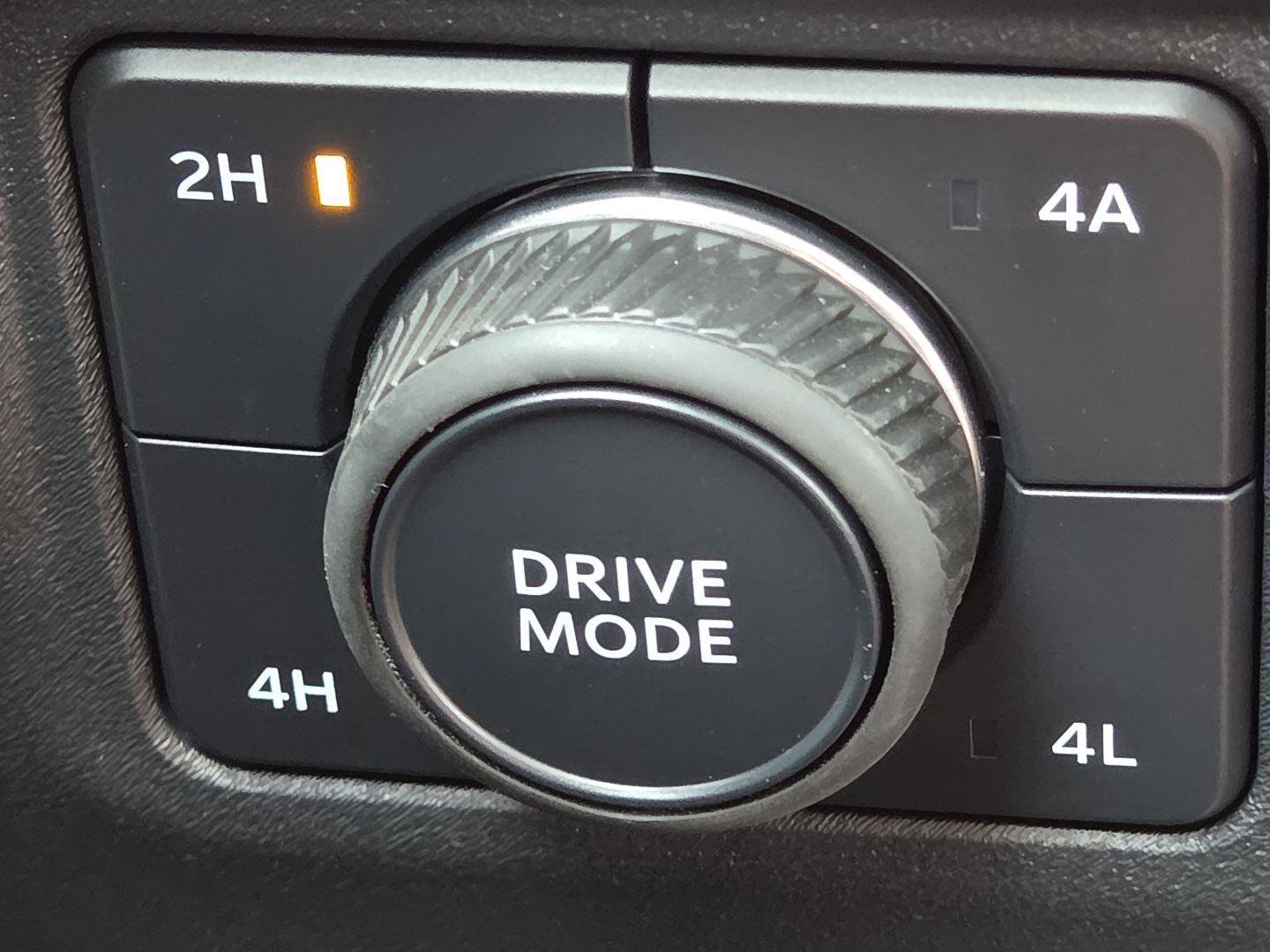 Used 2025 Ford Expedition Active AWD/4WD image 23
