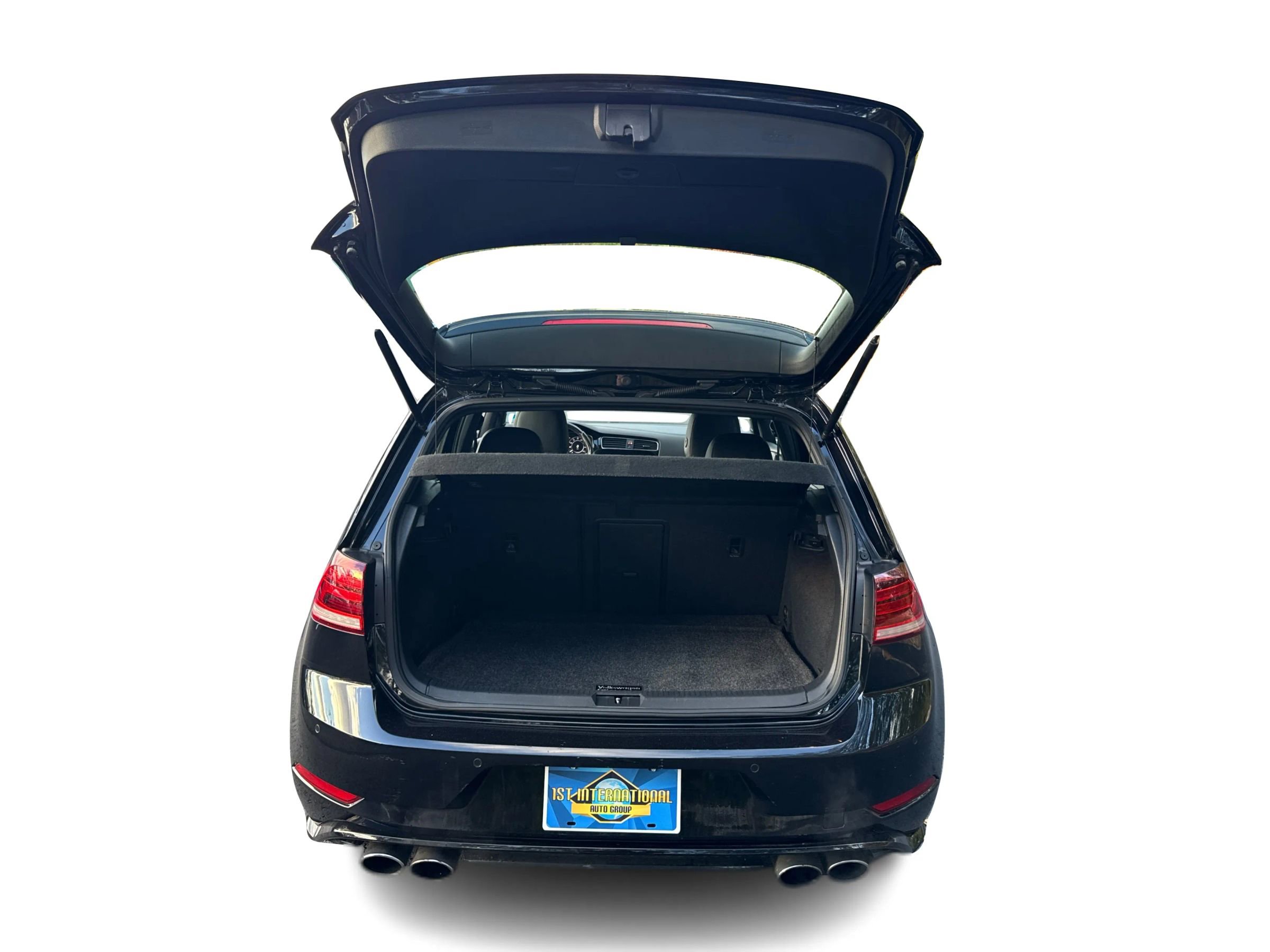 Used 2018 Volkswagen Golf R 4-Door image 14