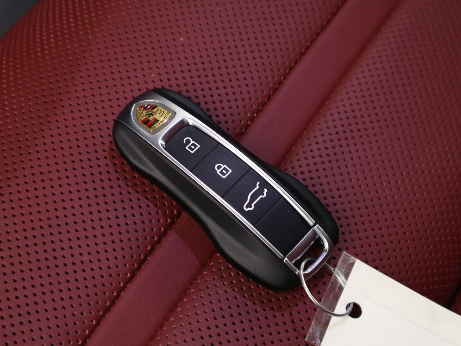 Certified 2026 Porsche Cayenne Coupe AWD/4WD image 34