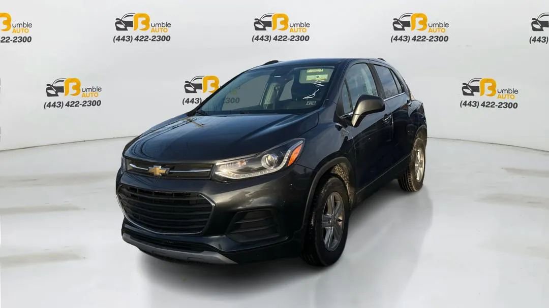 Used 2017 Chevrolet Trax LT w/ LT Convenience Package image 1