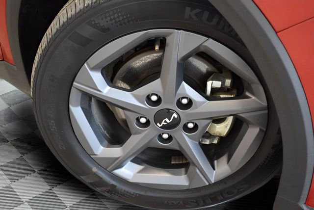 Used 2025 Kia K4 image 29