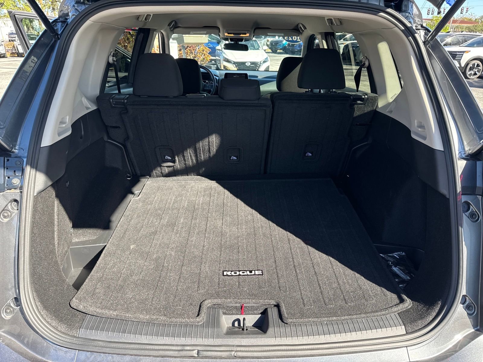 Certified 2025 Nissan Rogue S image 22