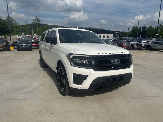 Used 2023 Ford Expedition Max Limited AWD/4WD image 4