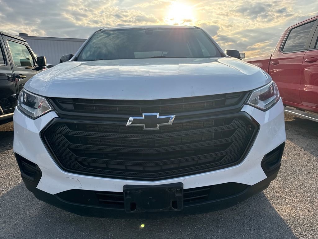 Used 2020 Chevrolet Traverse LS w/ LPO, Blackout Package video 2