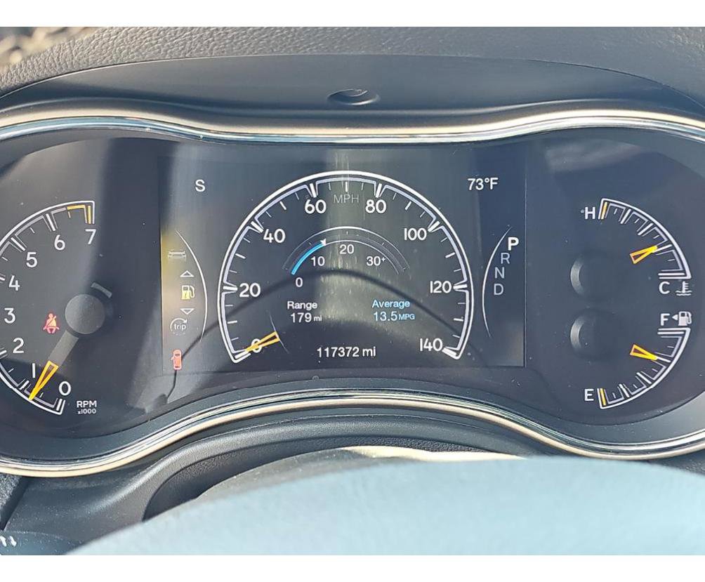Used 2016 Jeep Grand Cherokee Limited RWD image 11