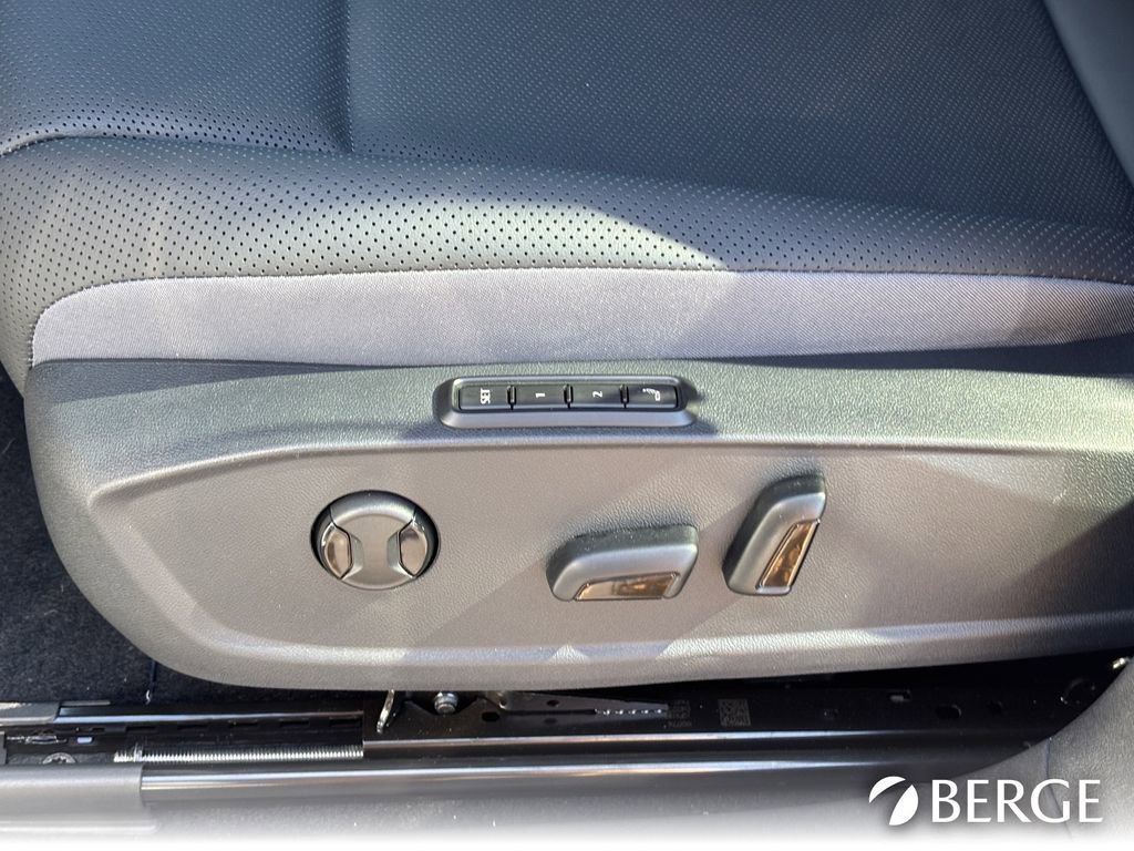 New 2025 Volkswagen ID.4 Pro S RWD image 19