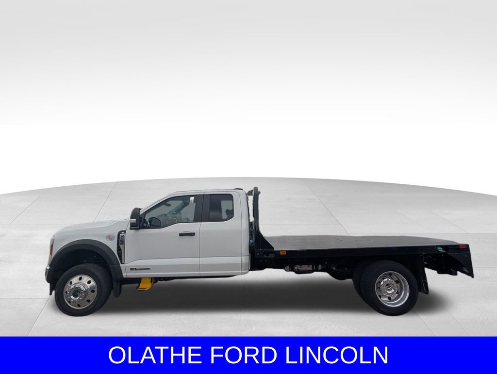 New 2024 Ford F550 4x4 SuperCab Super Duty image 3